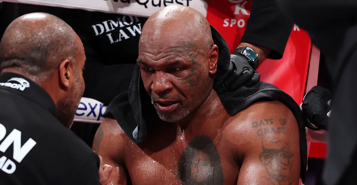 Featured image for Tyson and Mayweather to Face Off in Exhibition Match