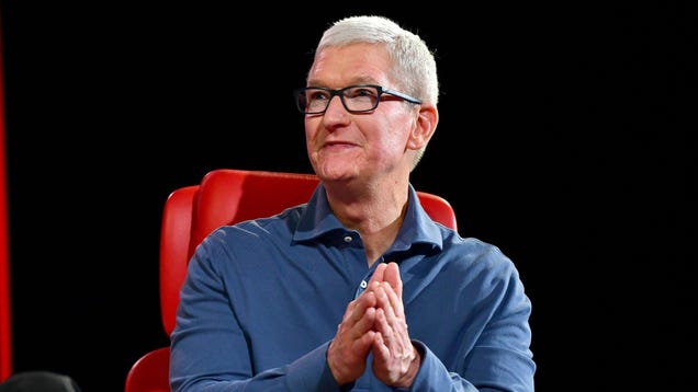 Apple Savings Accounts Attract Nearly $1 Billion in First Four Days