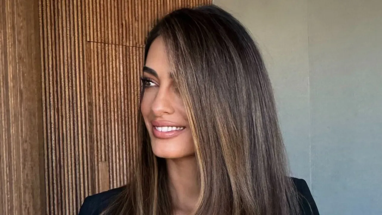 Featured image for Amal Clooney Unveils Chic New Short Hair with Bubble Blowout