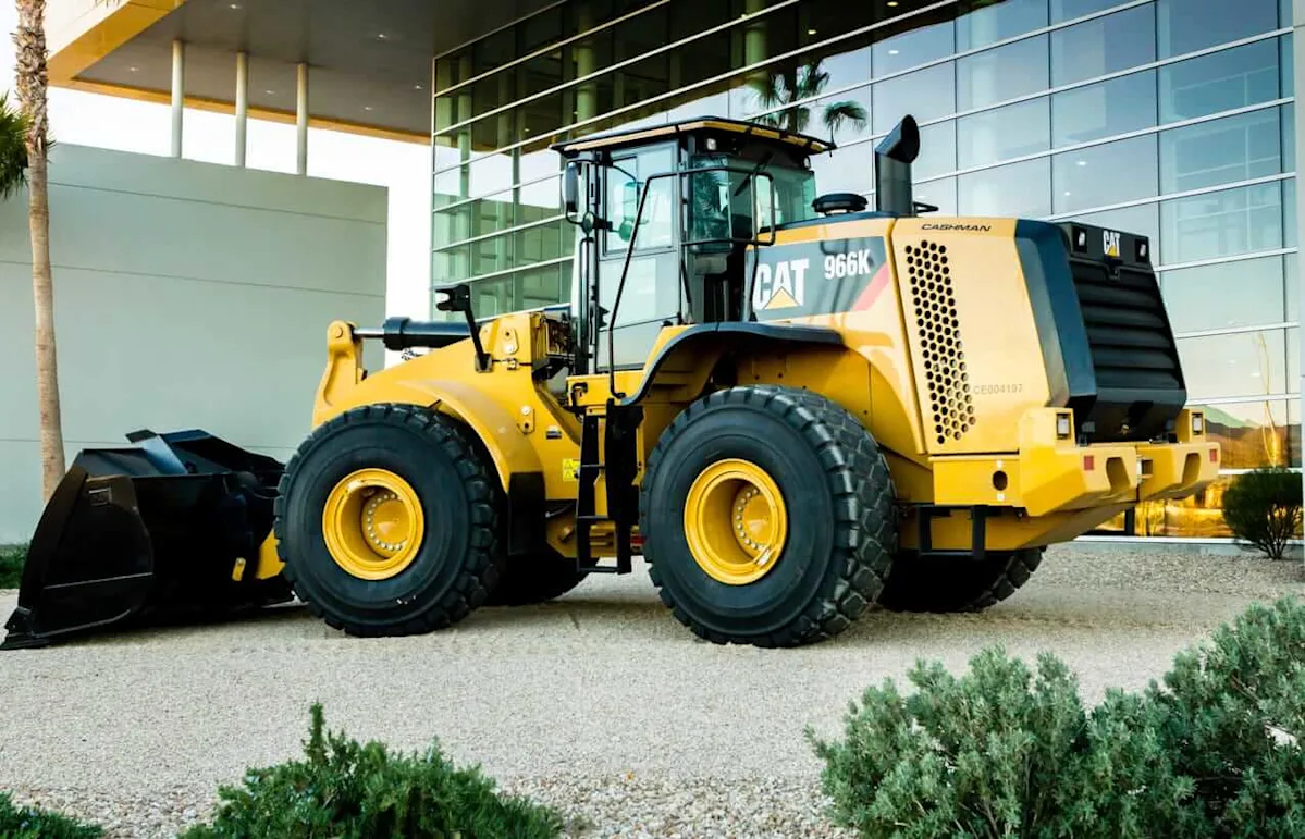 Featured image for Caterpillar's AI-Driven Growth: Is It a 2026 Buy?