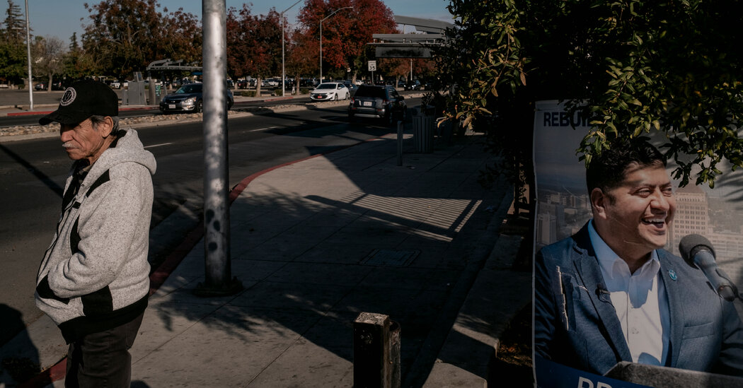 Featured image for Latino Voters in the West Show Support for Trump's Border Policies