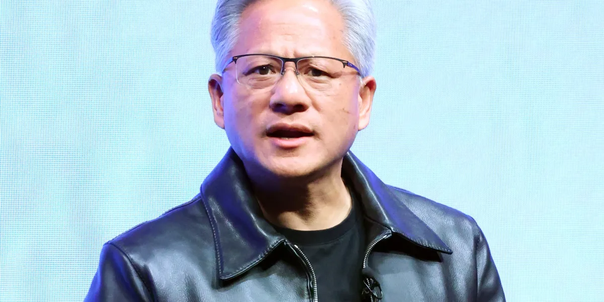 Featured image for Experts Warn of AI Bubble Amidst $8 Trillion Growth Potential