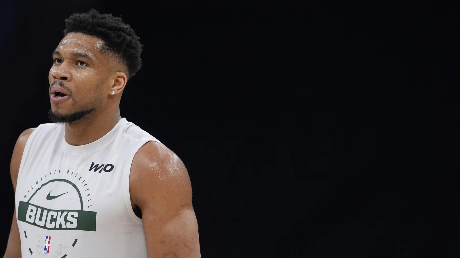 Lakers Could Target Giannis in Offseason Amid Bucks Trade Buzz