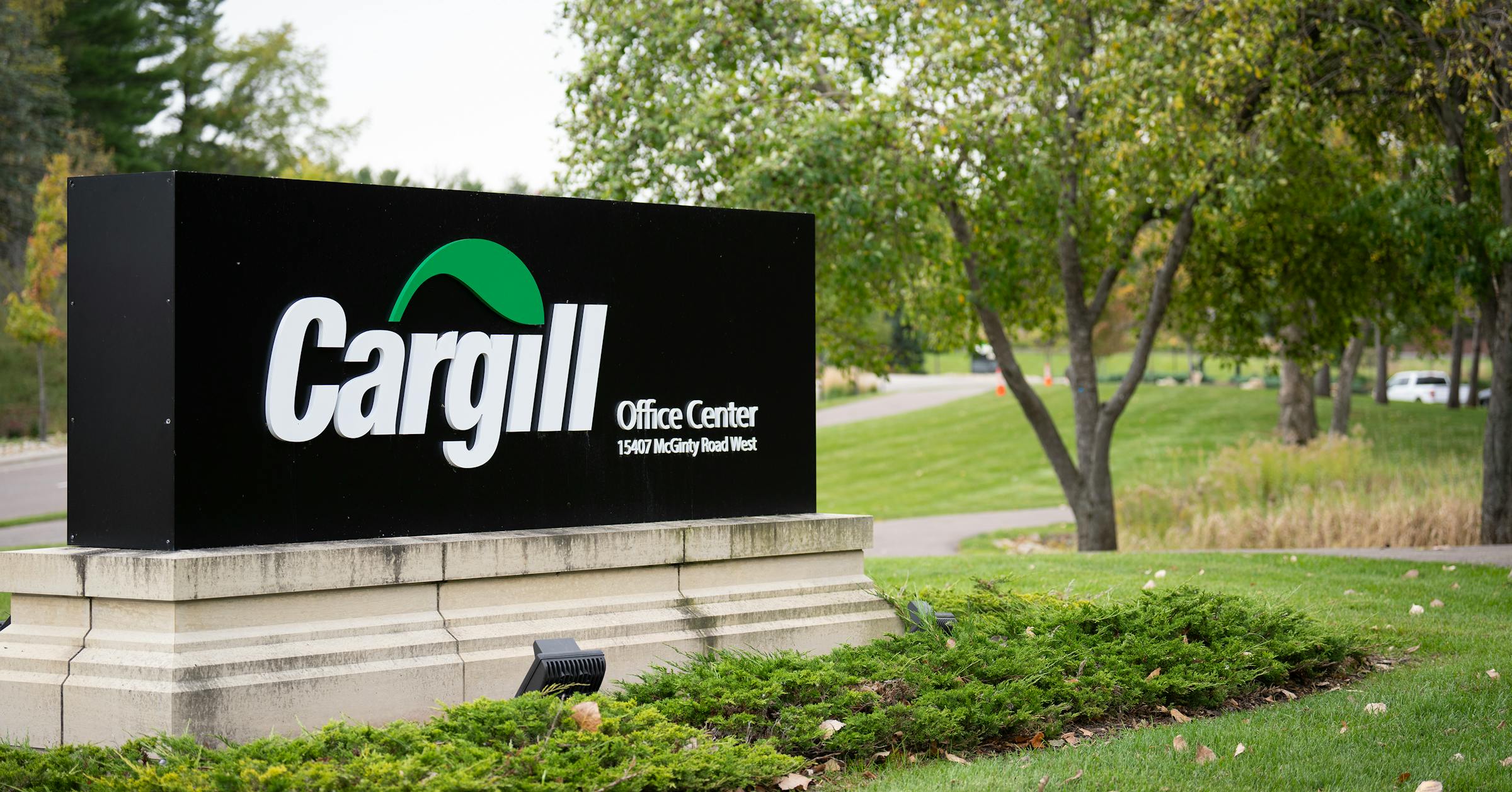 Featured image for Cargill Announces 8,000 Global Job Cuts Amid Earnings Shortfall