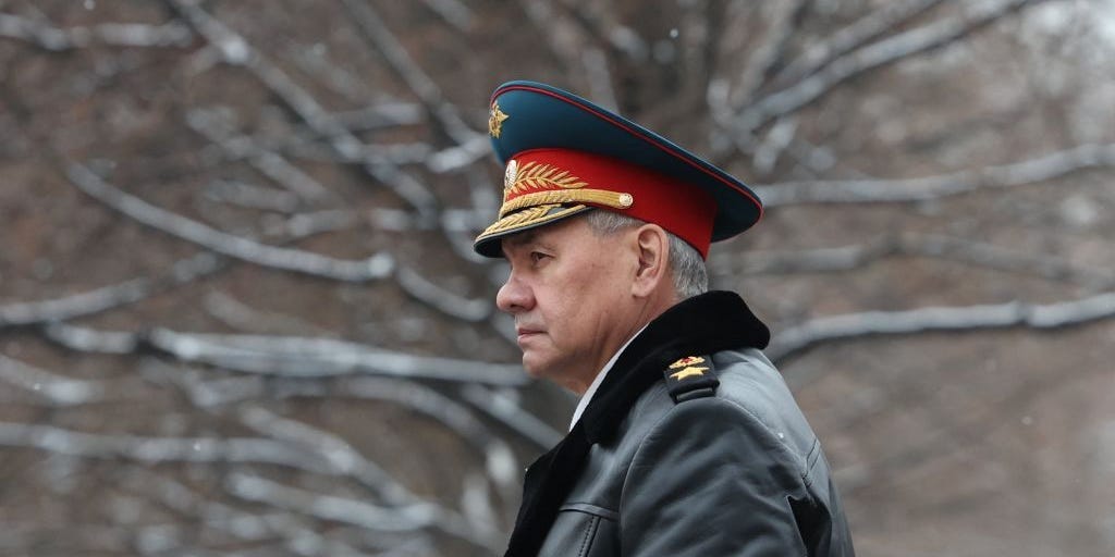 "Russia Bolsters Navy Defenses and Appoints New Chief in Response to Ukraine's Black Sea Campaign"