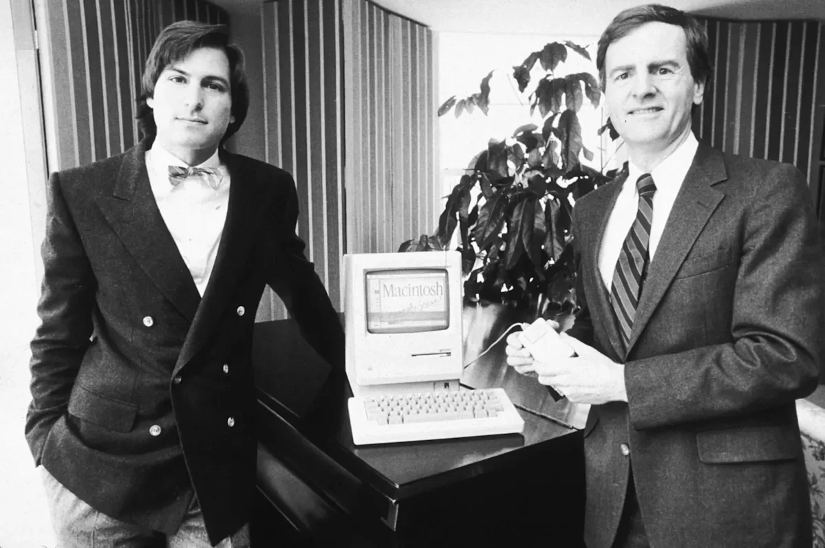 Apple's 44-Year Stock Surge: $10,000 Investment's Current Value