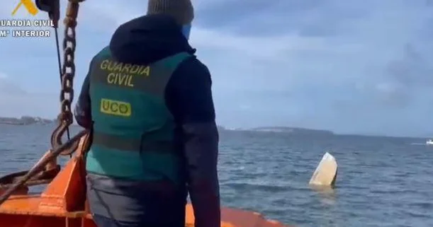 Fishermen discover sunken "narco-sub" in Spain after Colombian drug bust.