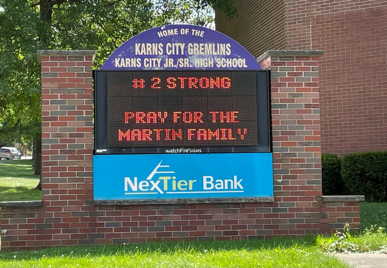 Tragic Loss: Mother of High School Football Player Battling Brain Injury Passes Away