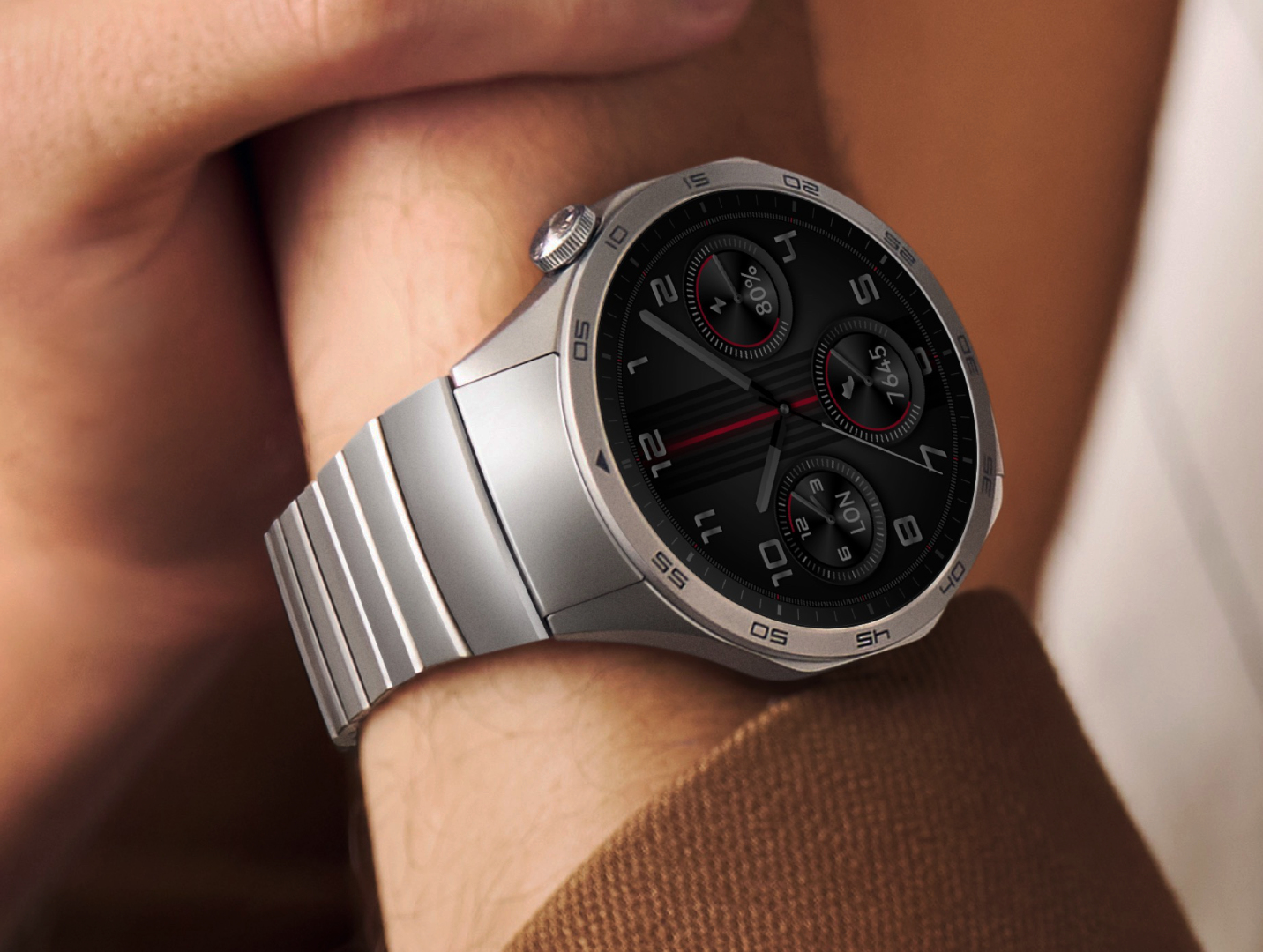"Huawei Watch GT 4: Affordable, Fitness-Focused Smartwatch with Impressive Battery Life"