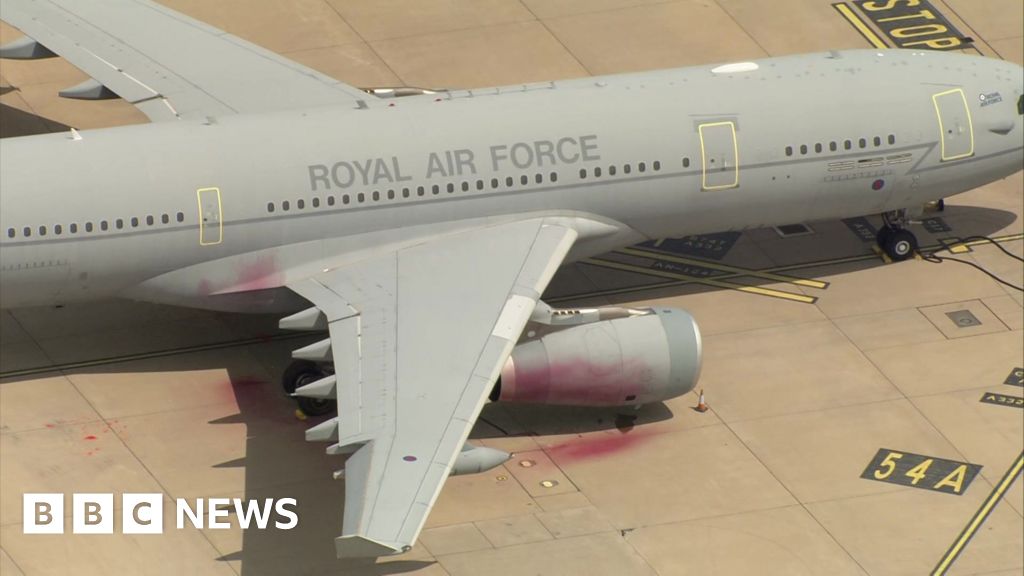 Featured image for Pro-Palestinian Activists Infiltrate UK RAF Base in Major Security Breach