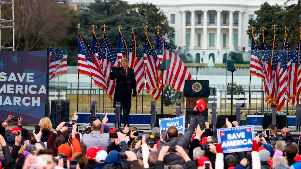 Featured image for Government Report Reveals Jan. 6 Rally Organizers Concealed Crucial Information