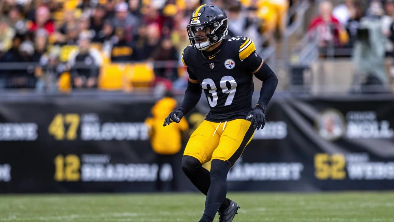 "Week 18 NFL Injury Roundup: Lawrence Set to Play, Mayfield Sidelined, Fantasy Impacts"