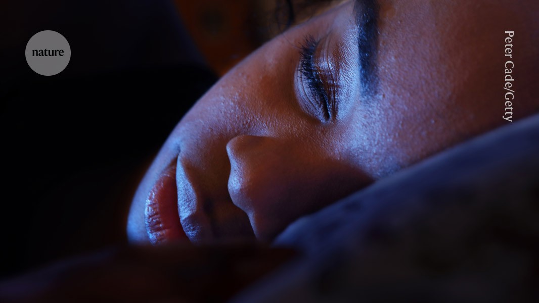 Featured image for Disconnected Brain Regions Enter Sleep-Like States During Wakefulness