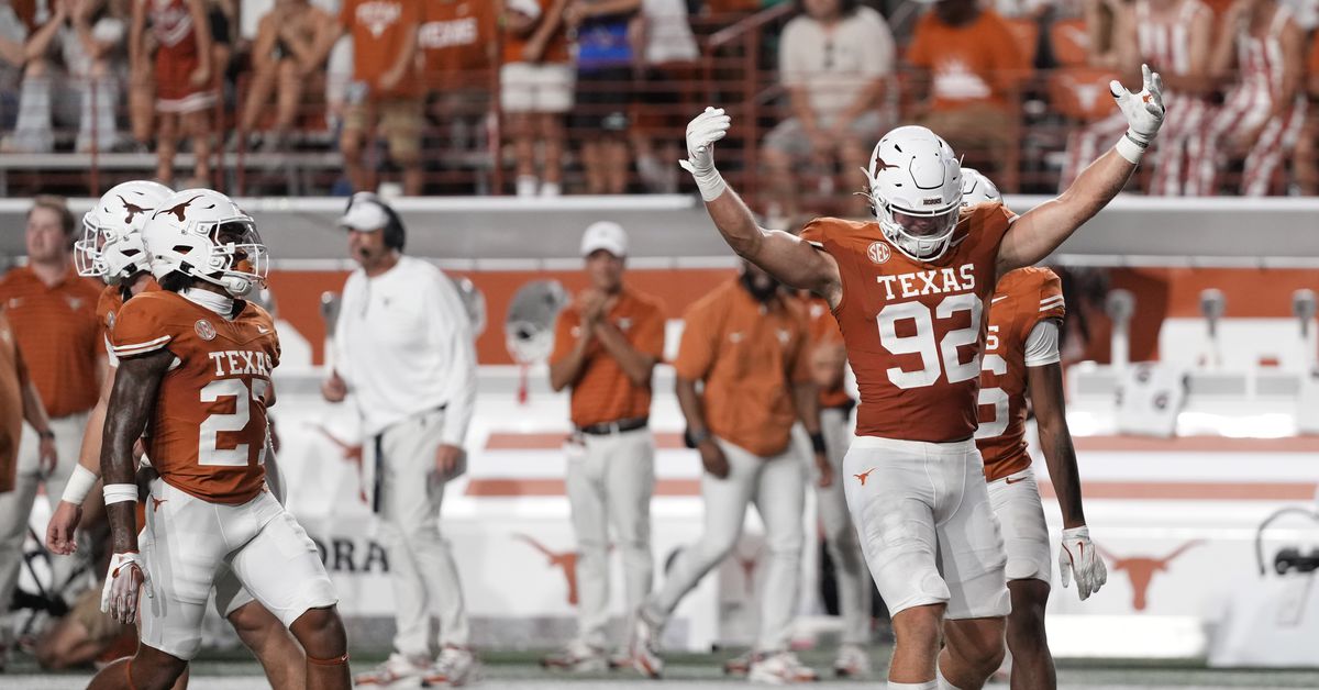 Florida Gators Face No. 5 Texas Longhorns Amid QB Uncertainty