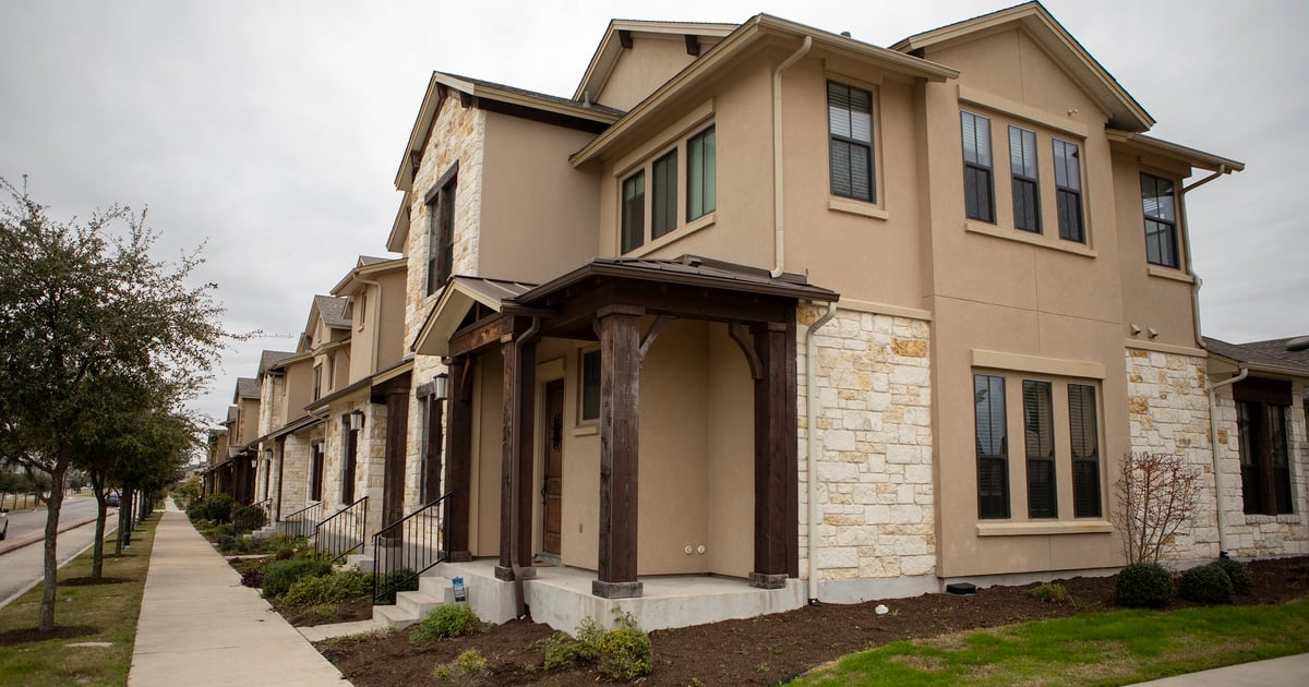 Featured image for Texas Senate Passes $16.5 Billion Property Tax Cut Bill