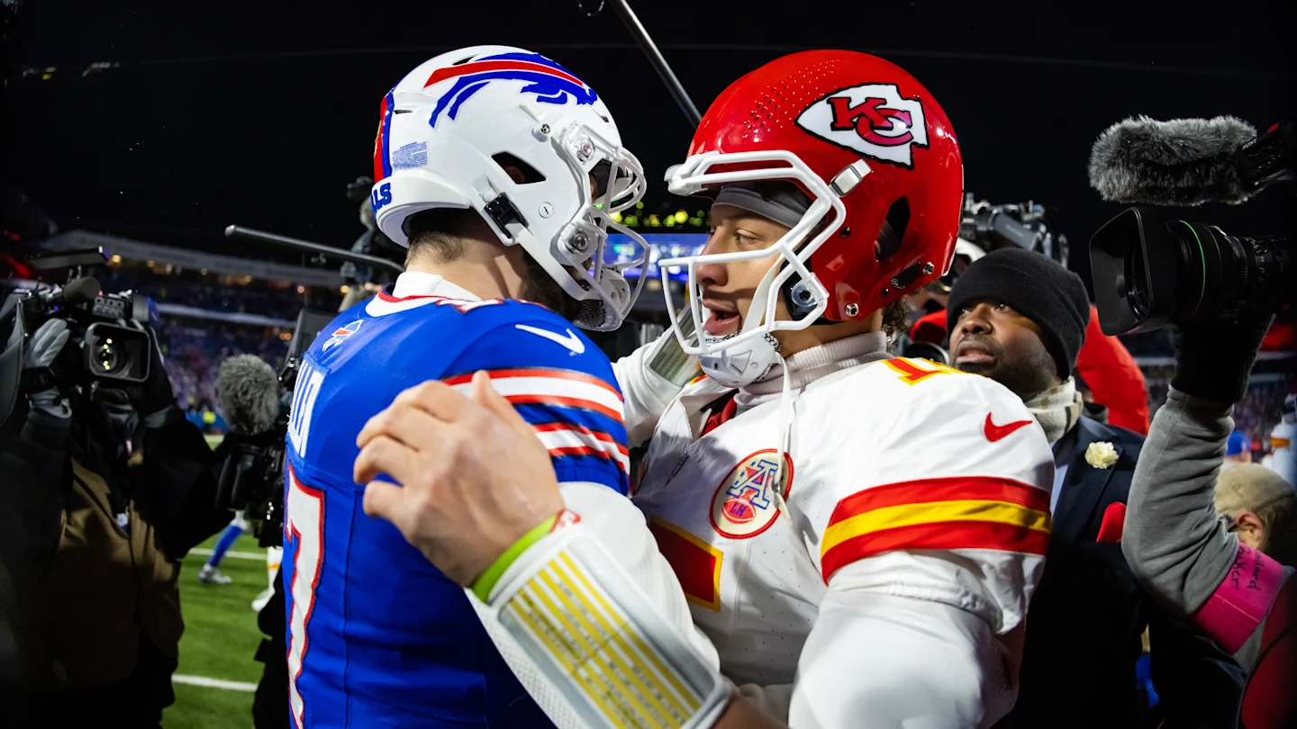 NFL Week 11 Highlights: Chiefs vs. Bills, Darnold's Future, and Fantasy Tips