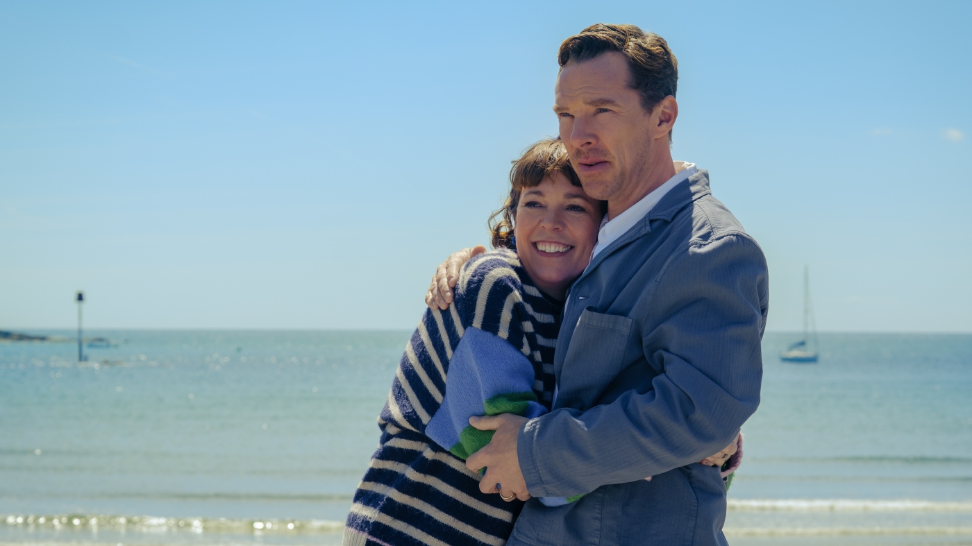 Featured image for ‘The Roses’: A Sharp, Modern Satire of Love and Envy