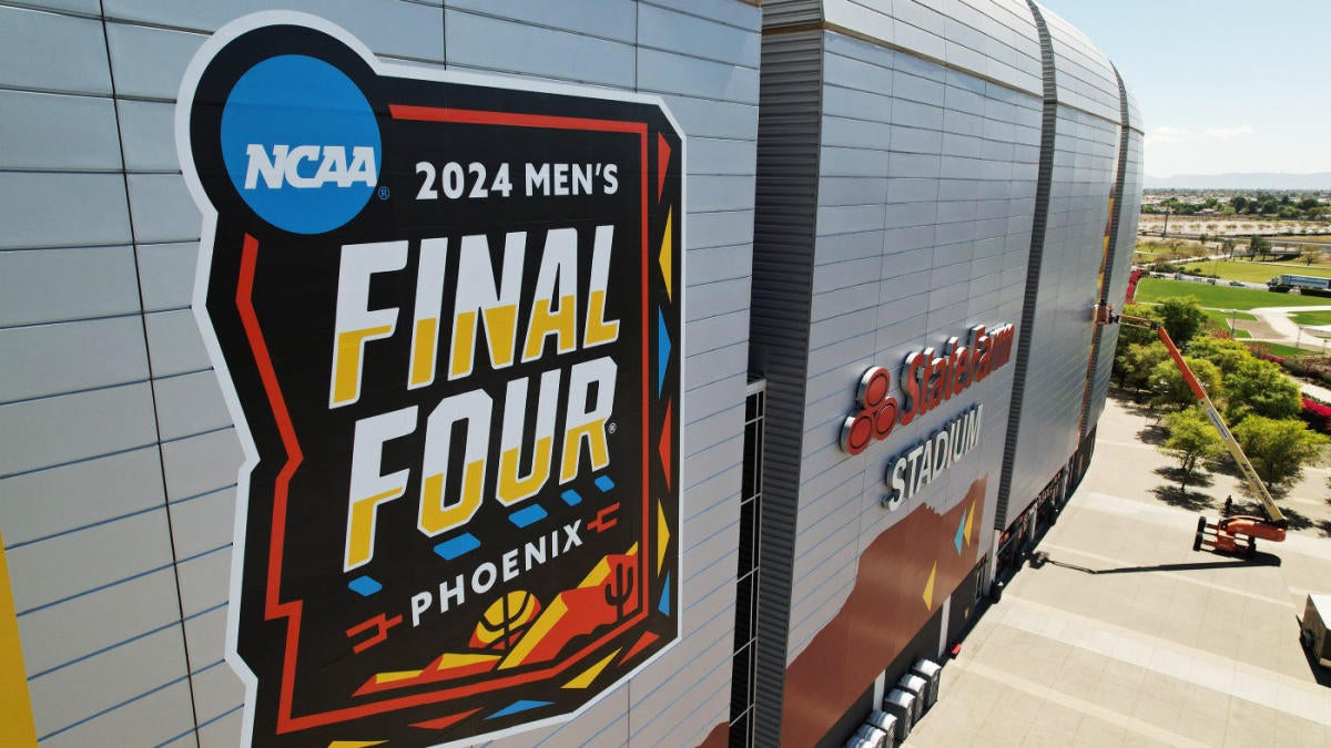 UConn's March Madness Journey to Final Four Hindered by Travel Woes