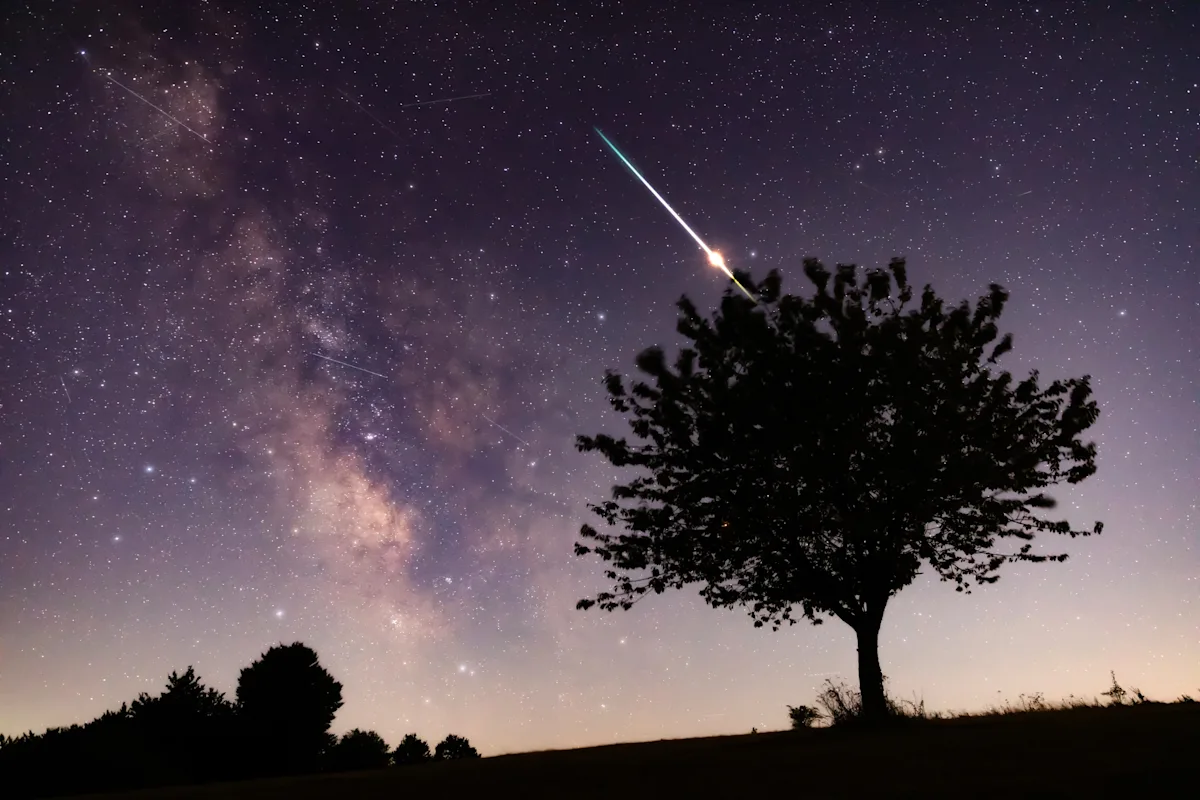Featured image for Scientists Debate Alien Origins of Interstellar Meteors and Objects
