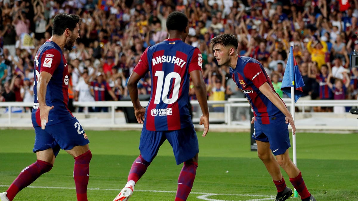 Featured image for Xavi Laments Lack of Effectiveness in Barcelona's Win, Yamal Makes History