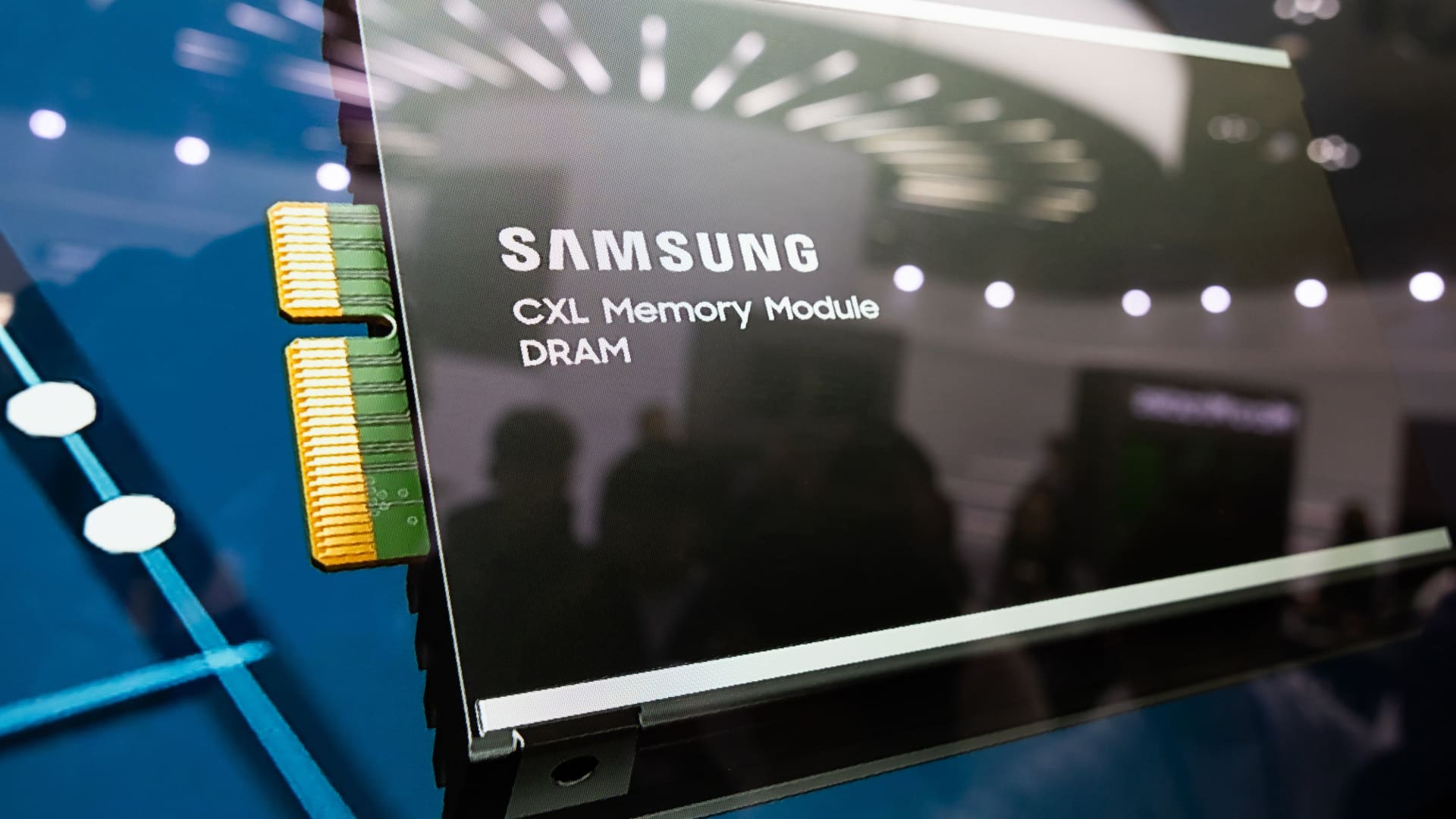 Featured image for Memory Chip Shortage Sparks Global Price Hikes and Market Rally