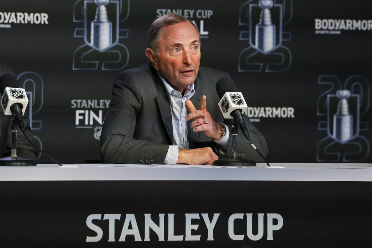 Featured image for NHL and NHLPA Agree on New 4-Year CBA with Extended Season and Contract Changes