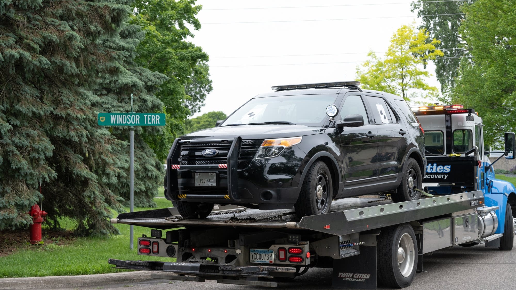 Manhunt Underway for Suspect in Minnesota Lawmakers Shooting