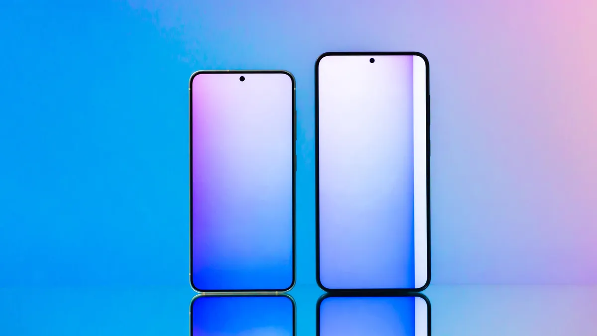 Featured image for The Disappearing Act of Compact Smartphones: Samsung's Galaxy S25 Finale?