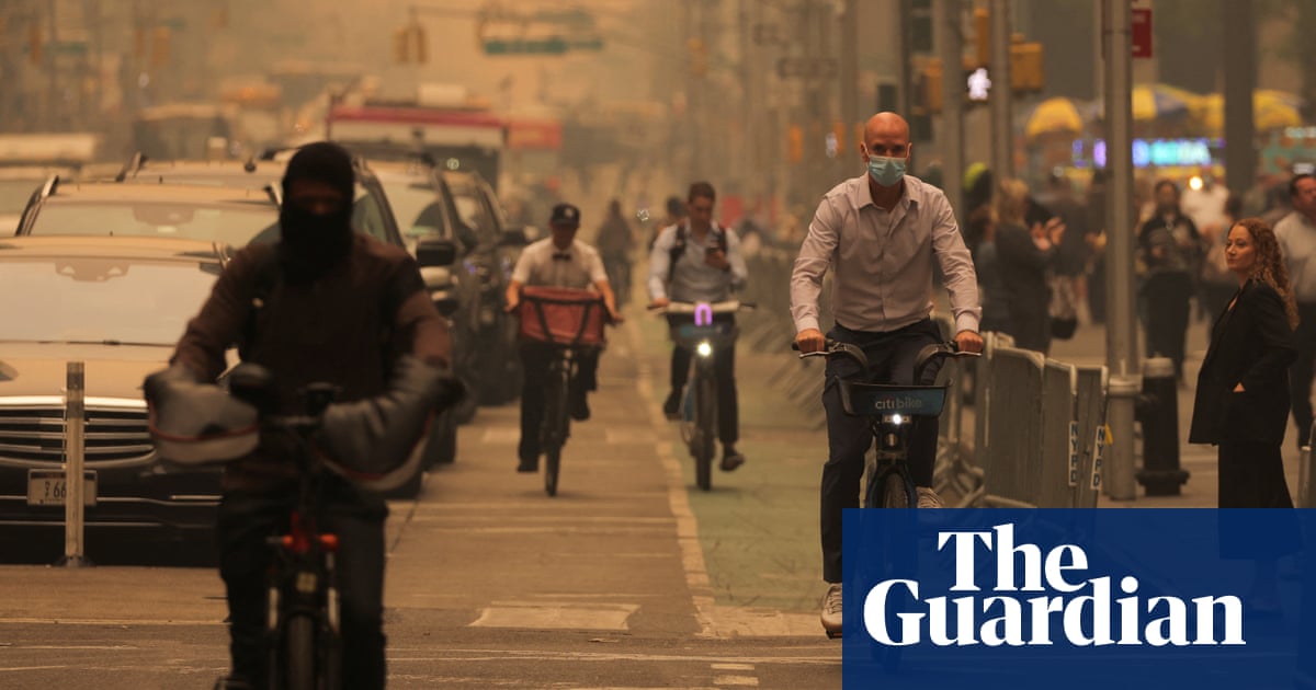 Wildfire smoke puts NYC delivery workers at risk.