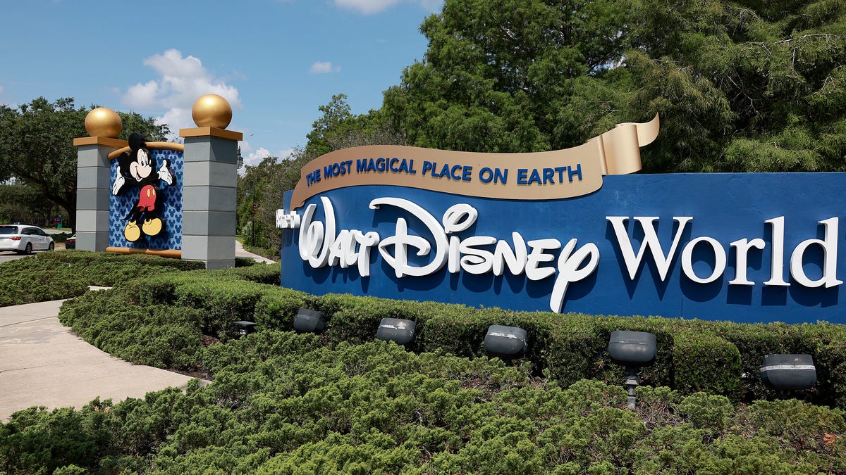 "Disney and DeSantis Settle Longstanding Lawsuits Over Tourism Control"