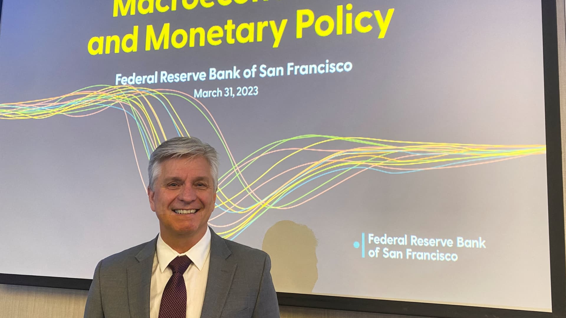 Fed Officials Signal Imminent Rate Cuts
