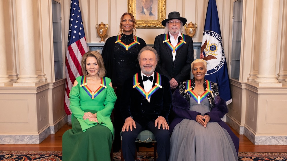 Featured image for "Bidens to Honor Kennedy Center Awardees: Billy Crystal, Queen Latifah, and Dionne Warwick"