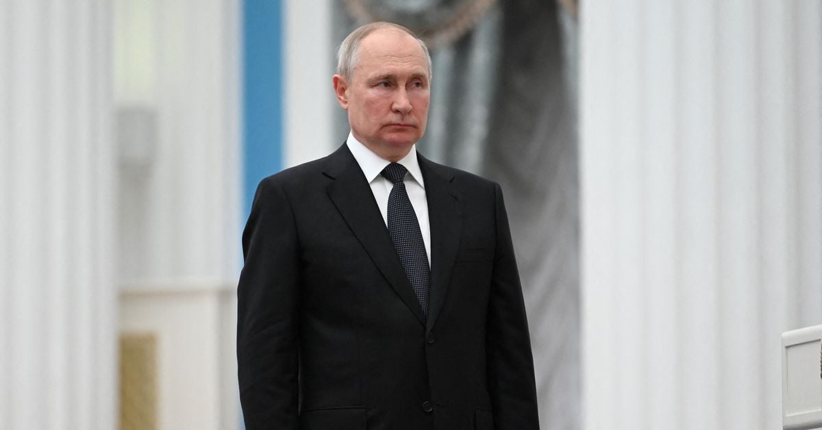 Putin's Vision for a New World: Compromise, Praise, and Keynote Speeches