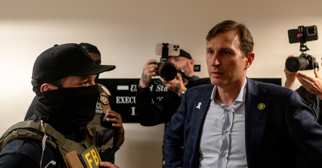 Featured image for Democrats Sue Trump Administration Over ICE Detention Center Access