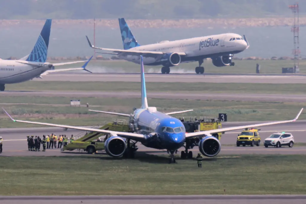 Featured image for JetBlue Flight Rolls Off Runway at Boston Logan Airport