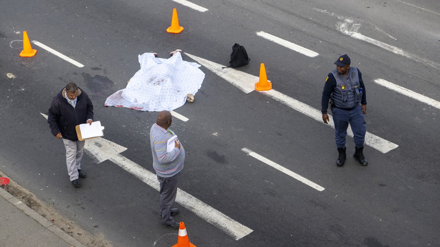 "Fatal Shootings Continue Amidst Cape Town Protests"
