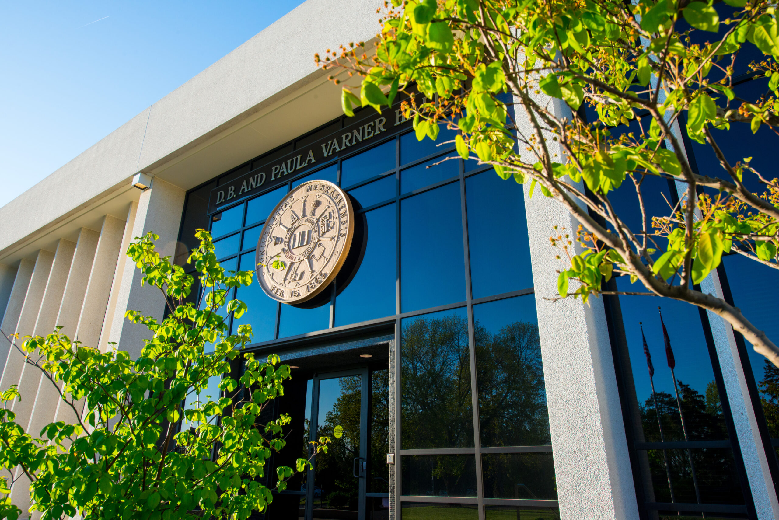 Featured image for "NU Regents Deadlocked in Leadership Choice Between UNMC Chancellor and State Chamber Head"