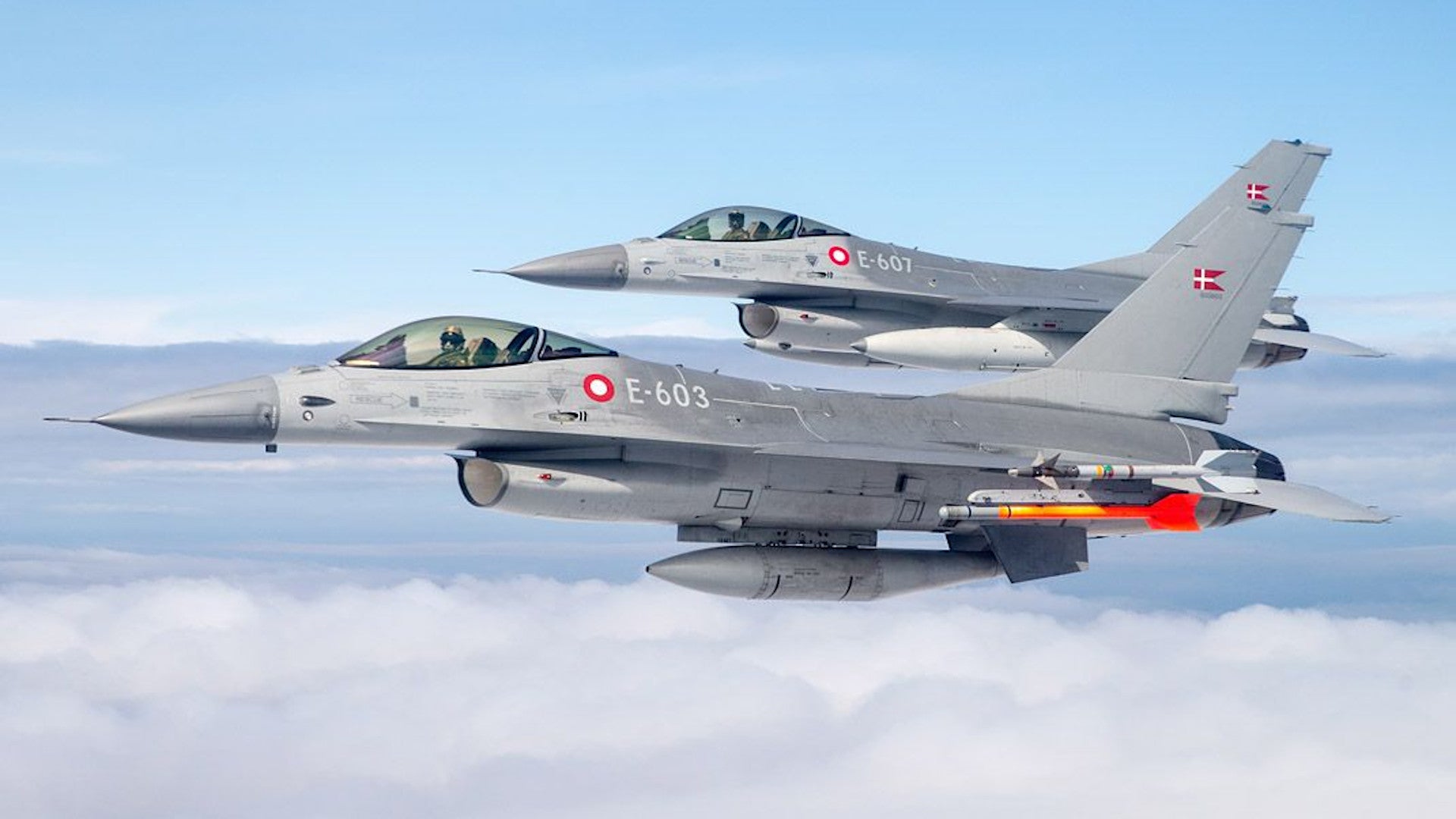 Denmark's F-16 Retirement to Aid Ukraine.