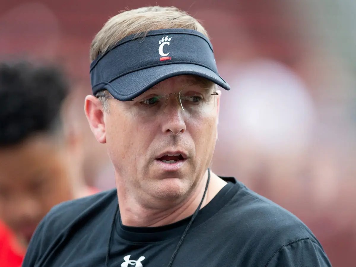 Featured image for Cincinnati Bearcats Dismiss Coach Kerry Coombs