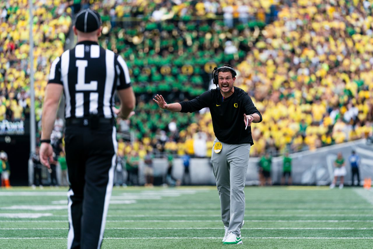 Oregon Ducks Demolish Overhyped Colorado in Dominant Victory