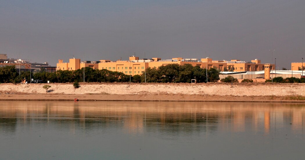 US Evacuates Diplomats from Iraq Amid Rising Iran Tensions