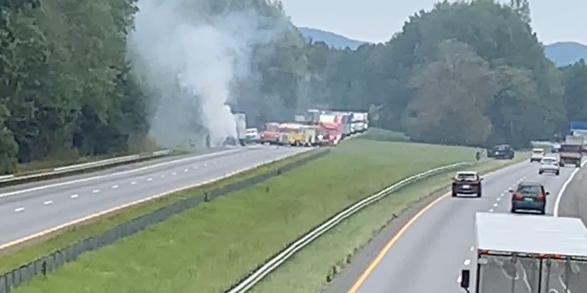Featured image for Multiple Vehicle Fires and Fatal Crashes Cause Major Disruptions on I-85