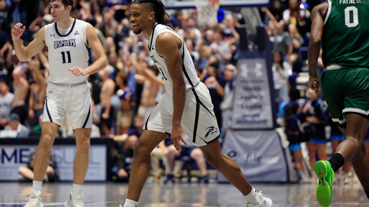 Featured image for Chaz Lanier Transfers to Tennessee Basketball