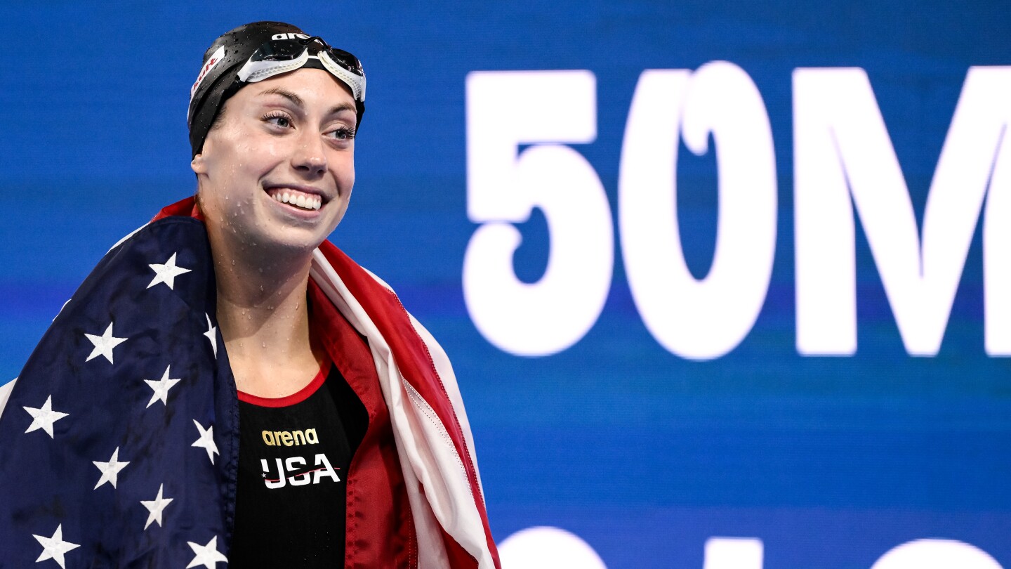 Featured image for Gretchen Walsh and Regan Smith Set Records at Swimming World Cup