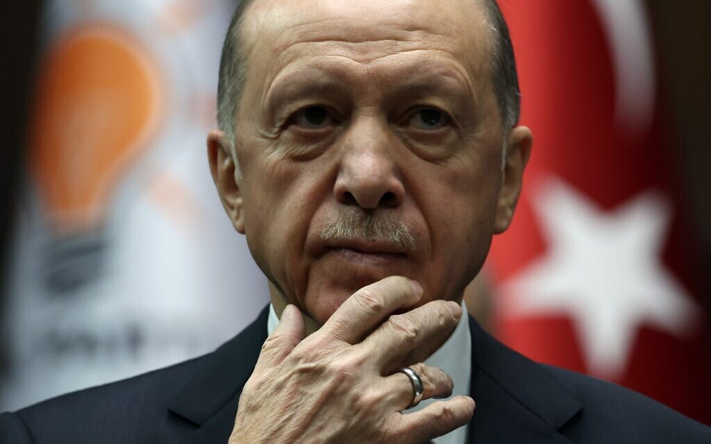 Turkey's Erdogan urges Islamic unity against Israeli attacks on Al-Aqsa.