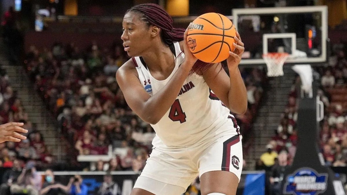 Featured image for Aliyah Boston Declares for WNBA Draft, Forgoing Final Year at South Carolina.