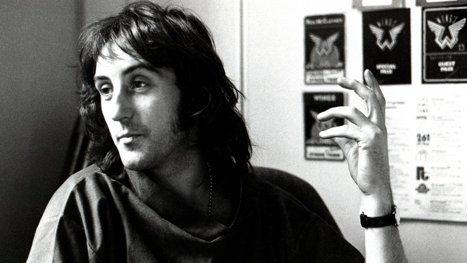 Featured image for Denny Laine, Co-Founder of Wings and Moody Blues, Passes Away at 79