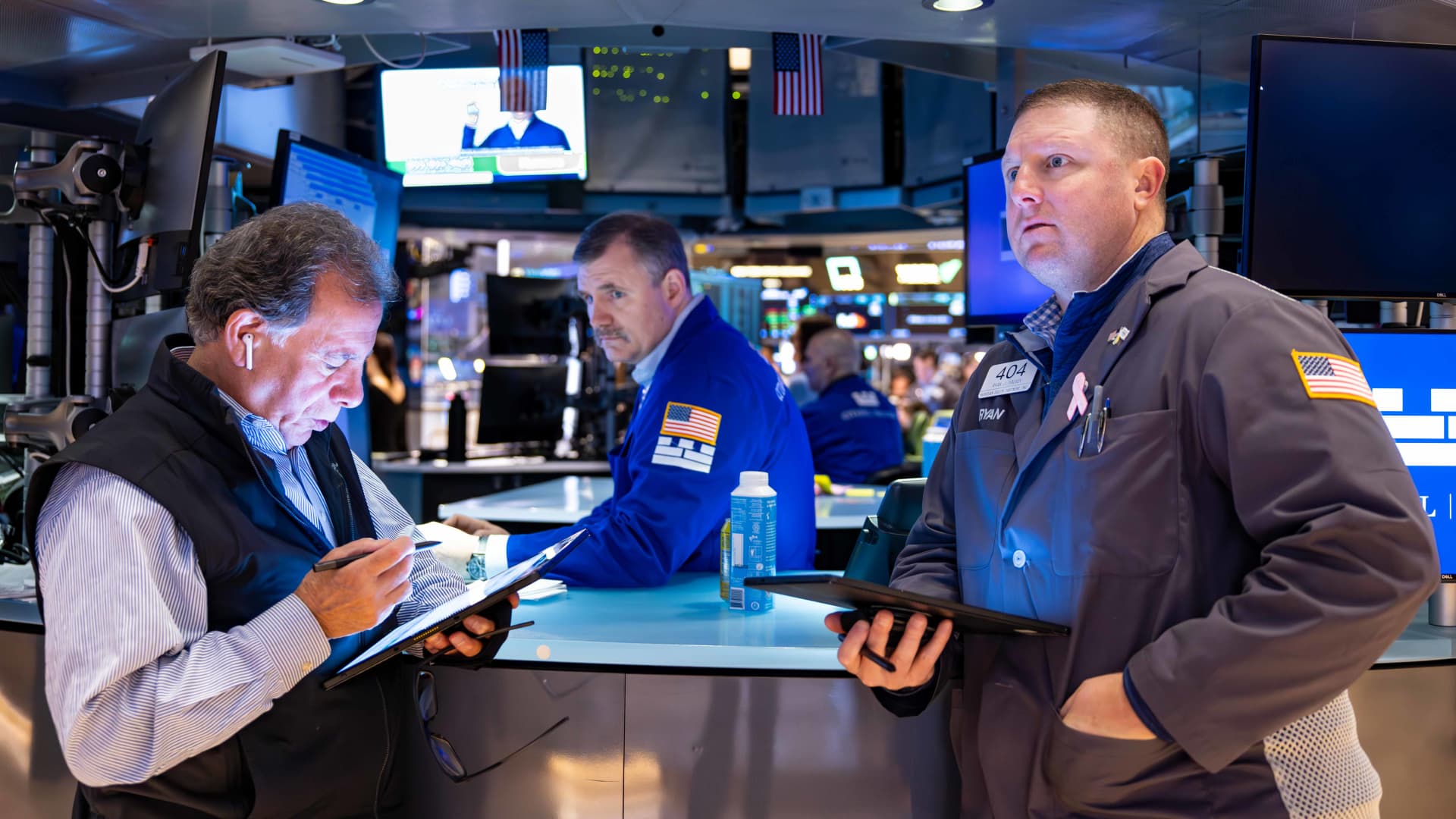 Stock Futures Steady as Shortened Trading Week Looms