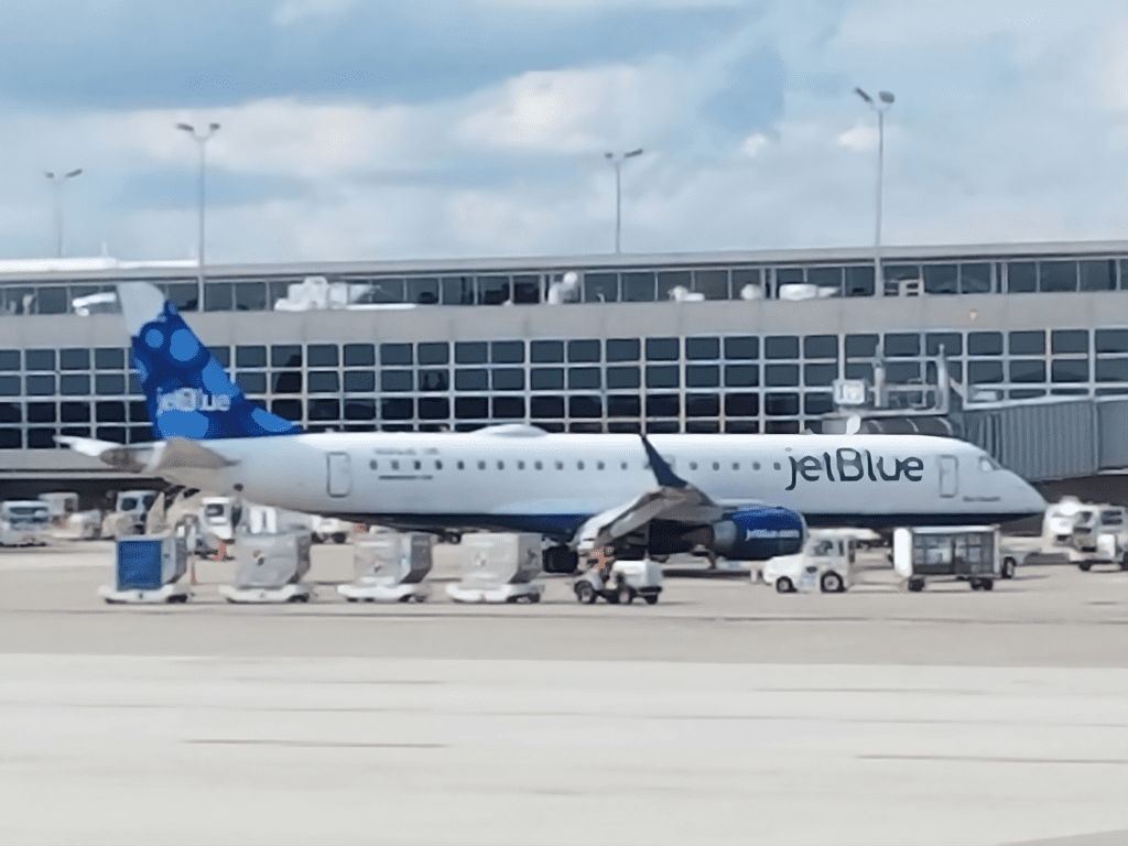 Featured image for JetBlue to Cut Multiple Routes and Partnerships in Strategic Shift