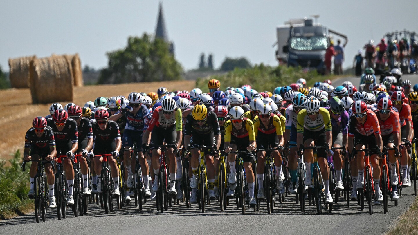 Featured image for Merlier Wins Stage 9 as Van der Poel's Breakaway Fails at Tour de France 2025